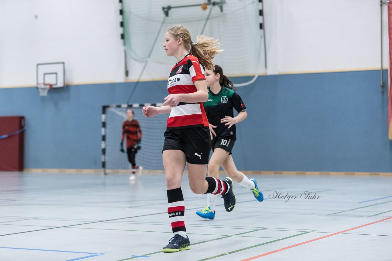 Bild 347 - C-Juniorinnen Loewinnen Cup